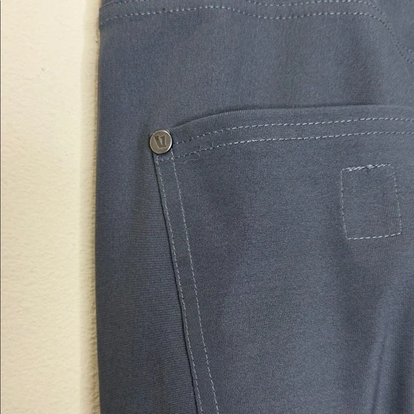 Vuori Men's The Rise The Shine Performance Pants - Charcoal Grey (V431) - Picture 10 of 11